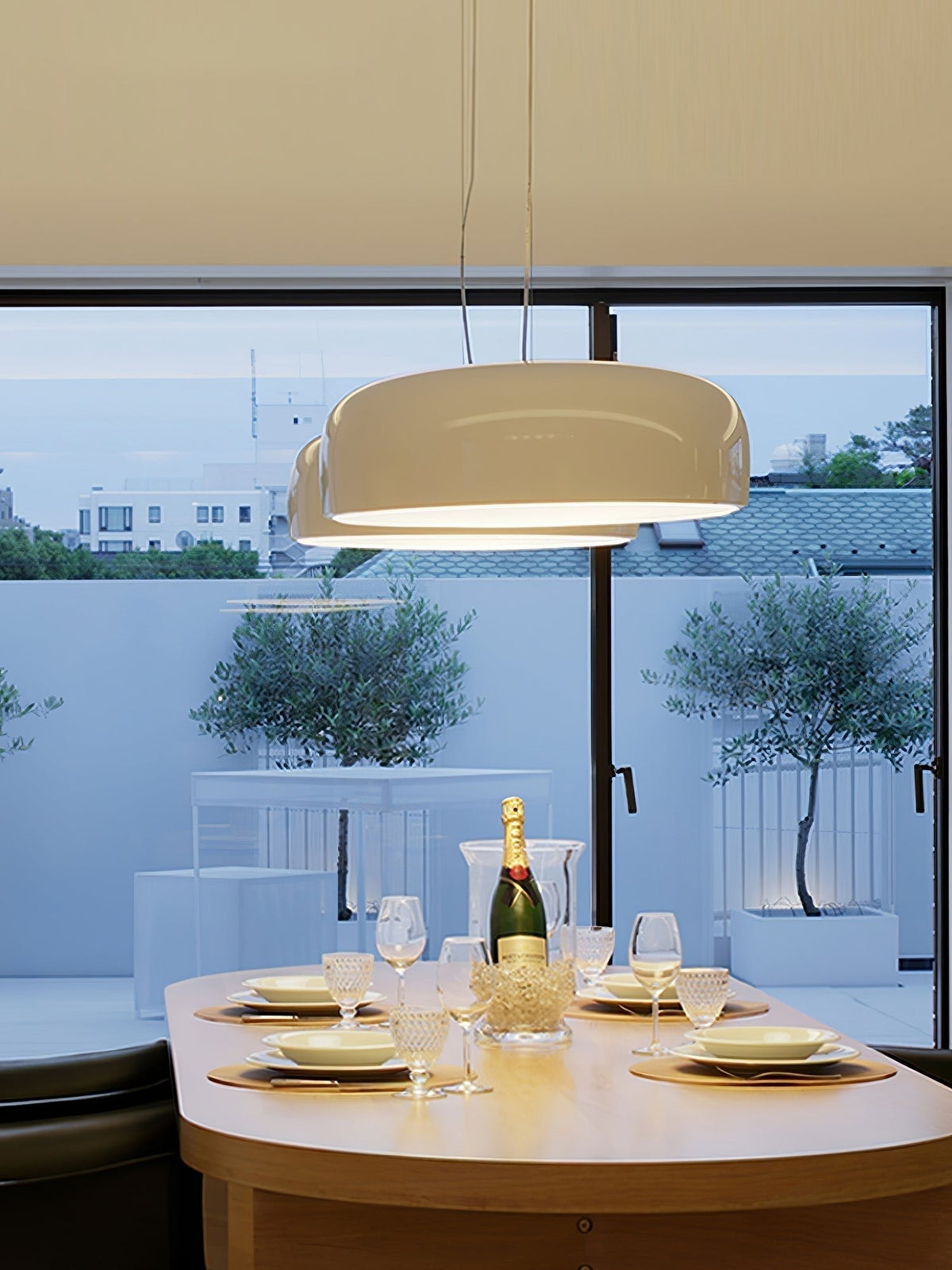 Sleek Minimalist Pendant Light for Modern Interiors