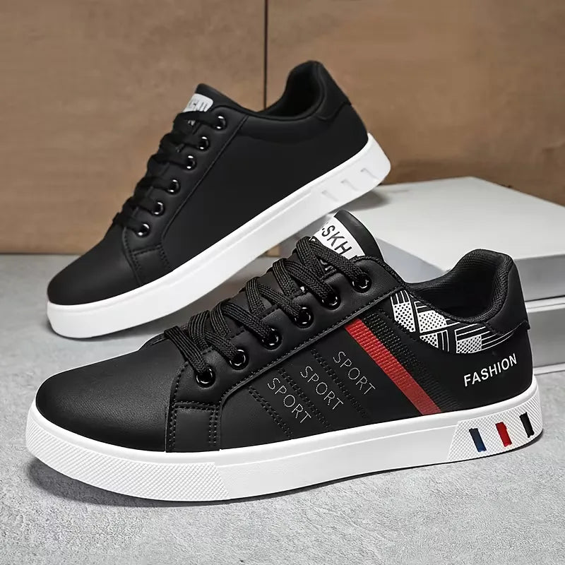 Sneakers with a modern look and lace-up fastening