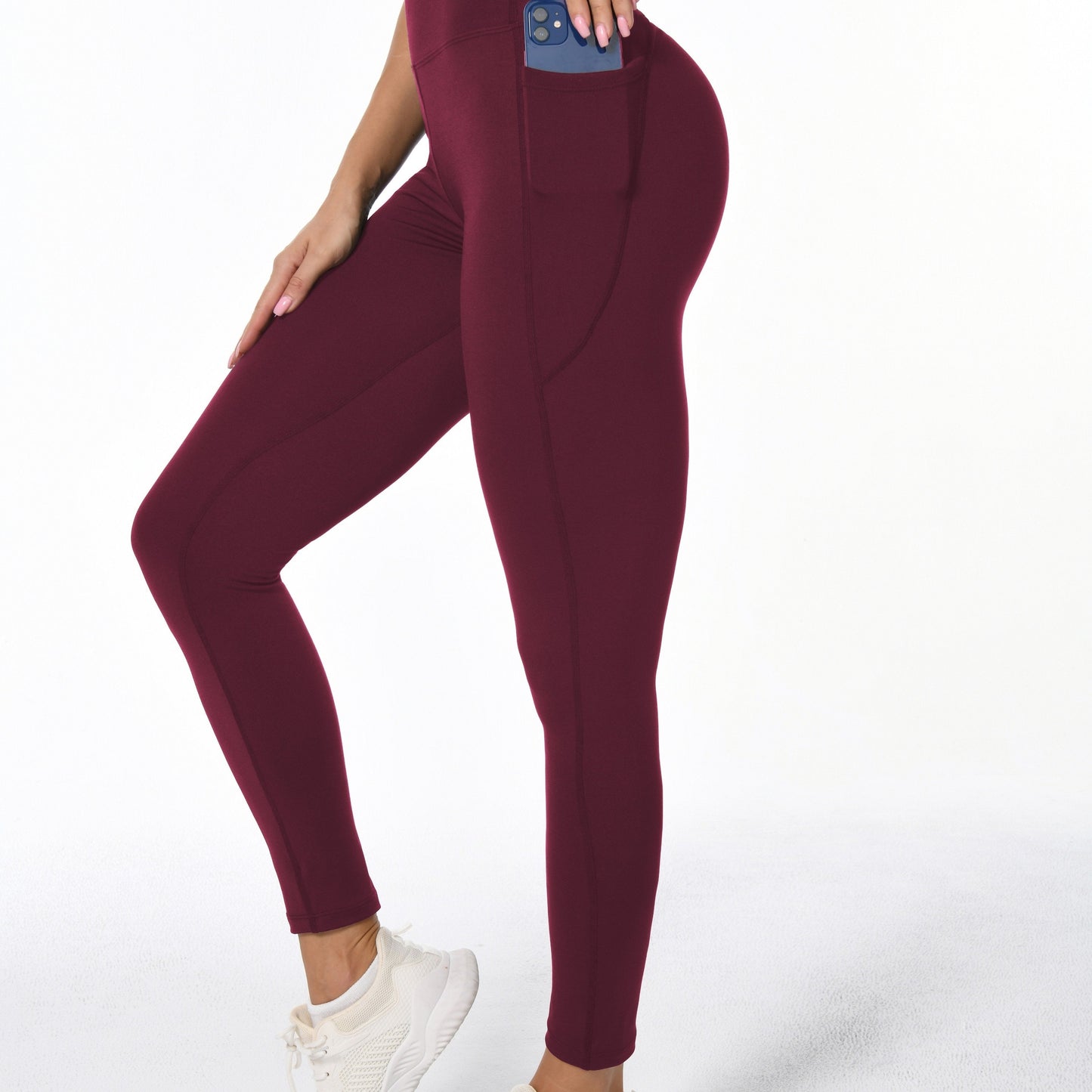 Sophie | Soft Stretchy Ladies' Sports Leggings with Bum Lift and Pockets
