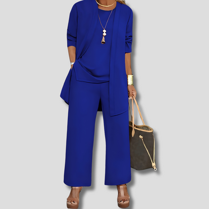 Stilvoller, eleganter Dreiteiler für Damen mit Blazer, Oberteil und Hose