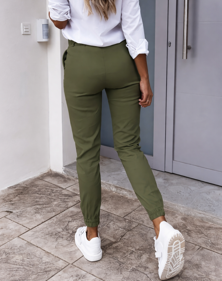 Stylish High-Waisted Chino Trousers with Tapered Legs
