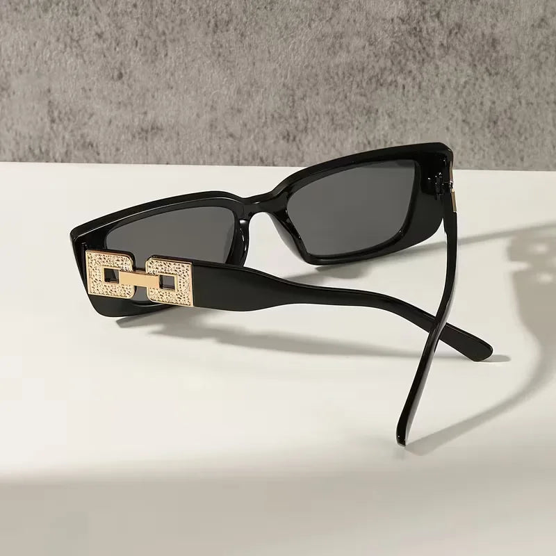 Sunglasses with Rectangular Frame