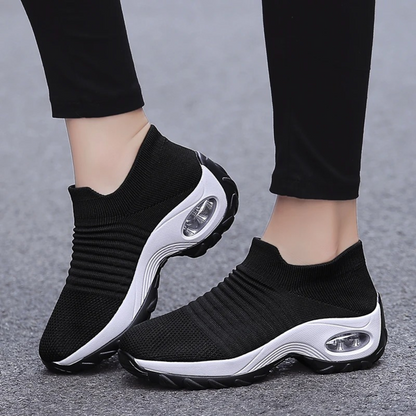Supportive shoes with arch support
