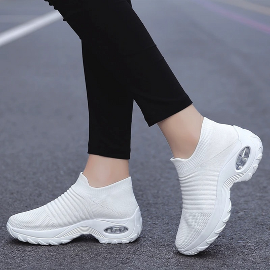 Supportive shoes with arch support