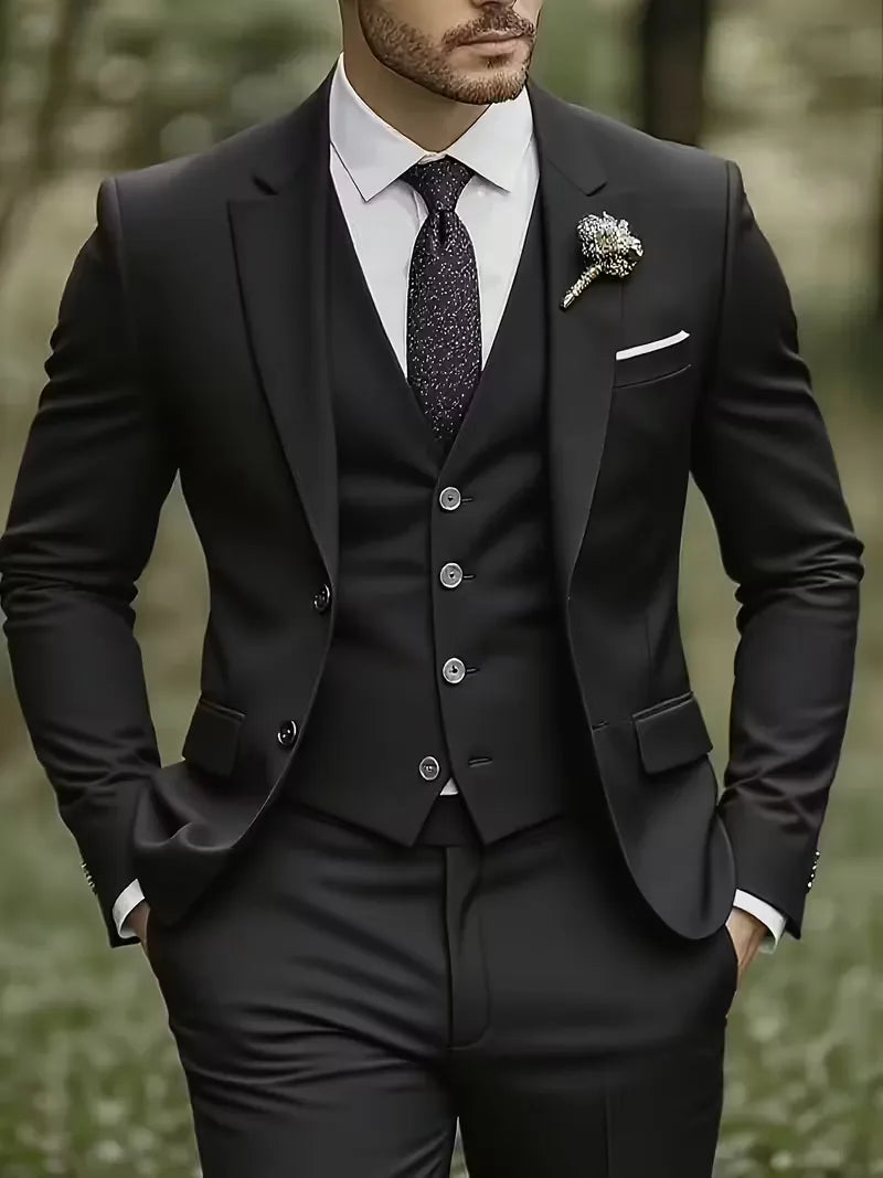 Three-piece men's suit with slim fit and glossy finish