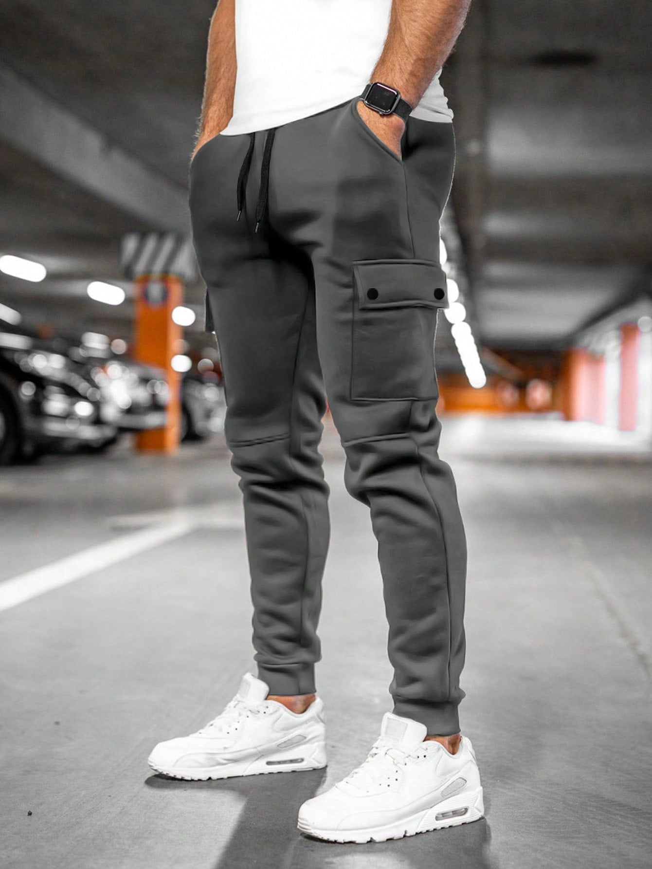 Tom | Men's Jogging Trousers with Turn-Up Pocket