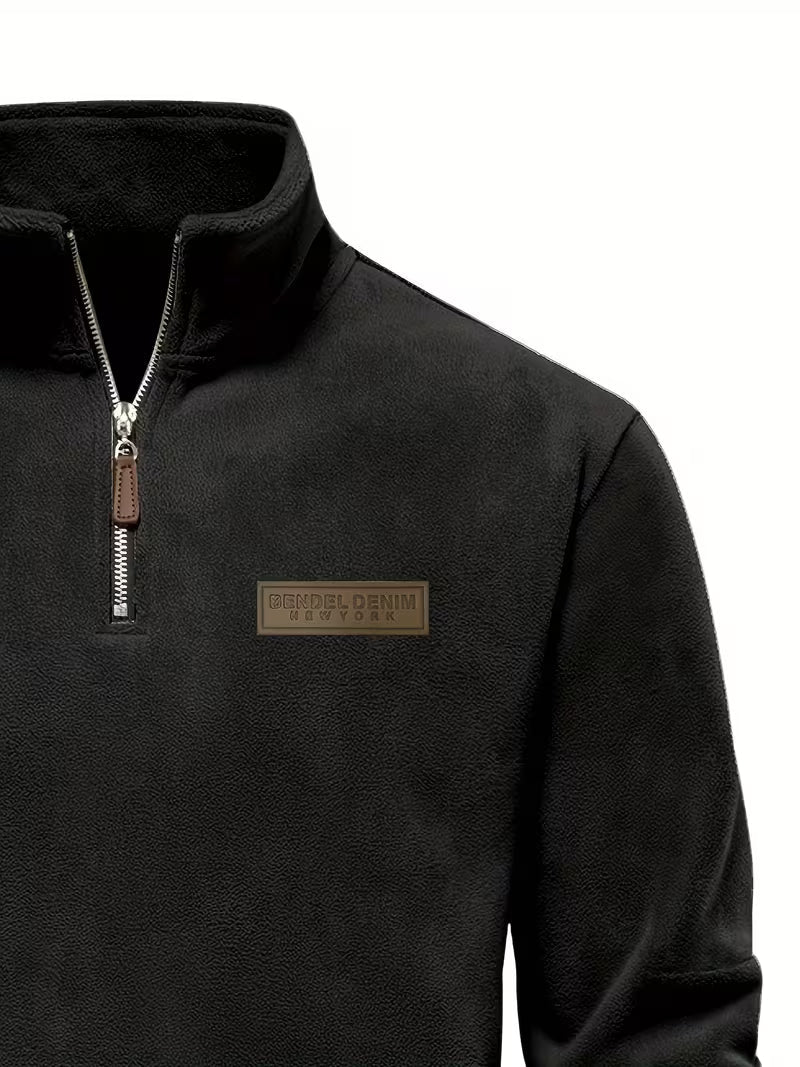 Pull à col montant avec demi-fermeture éclair