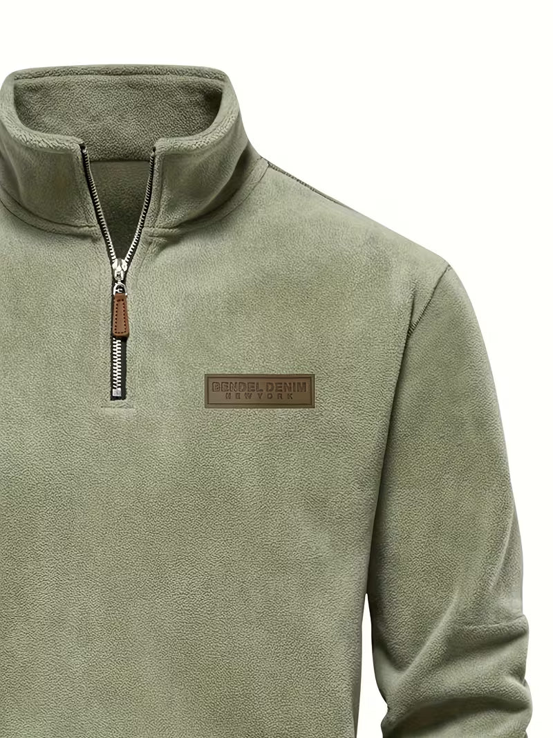 Pull à col montant avec demi-fermeture éclair