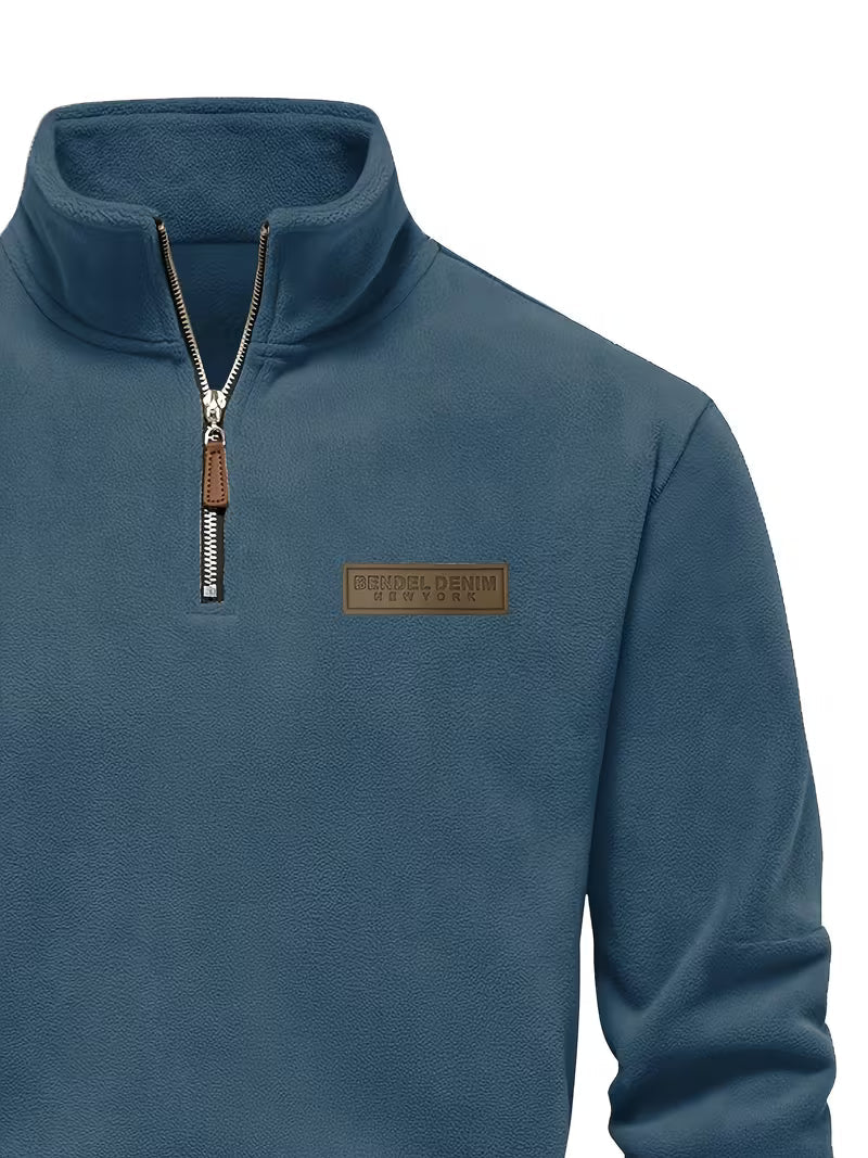 Pull à col montant avec demi-fermeture éclair