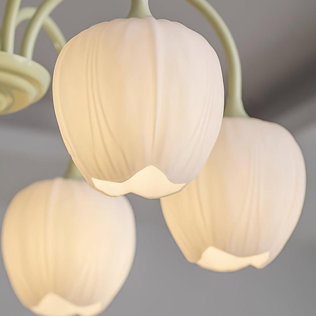 Полилей Tulip Elegante Matcha – луксозен и уютен дизайн
