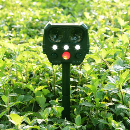 Ultrasonic Repellent for Cats, Dogs, Foxes, and Rats