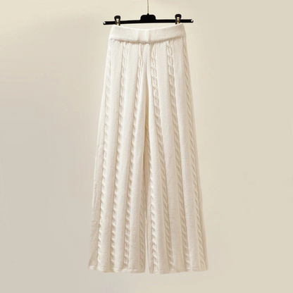 Winter Set for Women – A Cozy Duo for Cold Days
