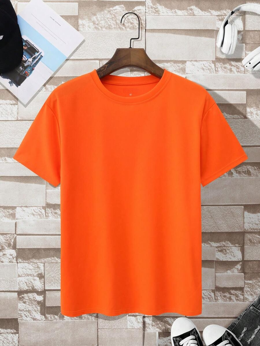 Men's T-shirt with Round Neck in Solid Colour