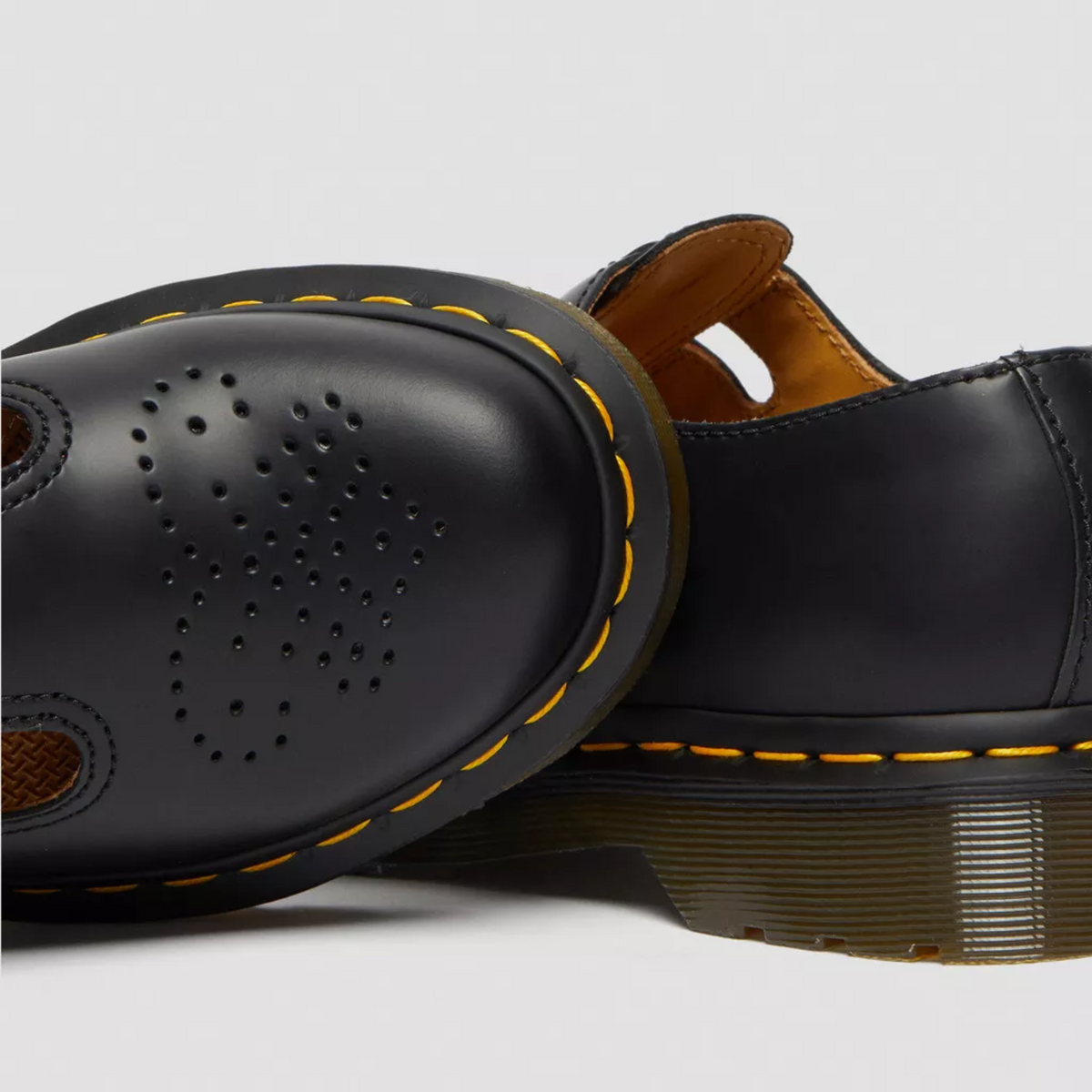 Ladies' Bold Leather Mary Jane Shoes with Buckles and Chunky Sole