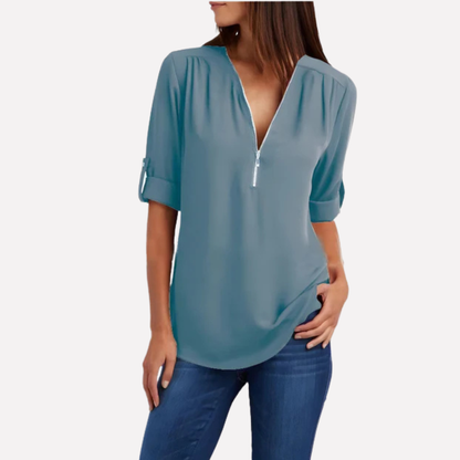 Blouse with a cool half zipper