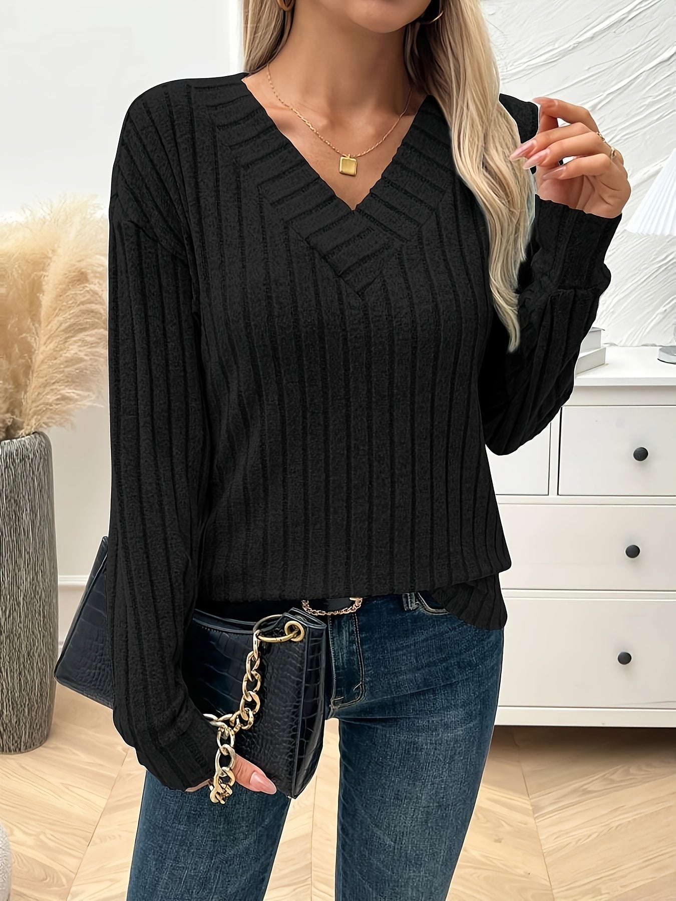 Vera | Plain Colour V-Neck Long Sleeve T-Shirt