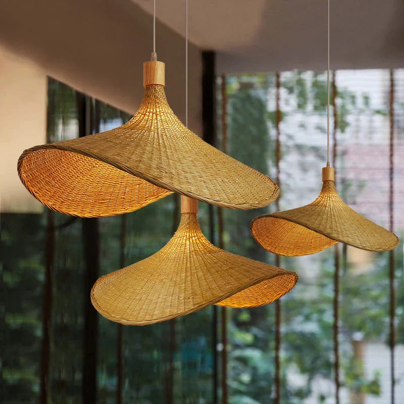 Bamboo Pendant Light – Natural Elegance and Warm Light