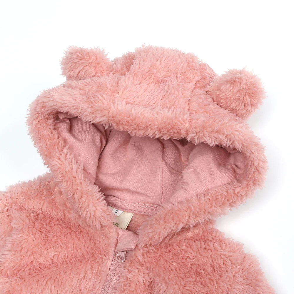Kuscheliger Winteranzug für Babys – Warm und bequem für Abenteuer im Freien
