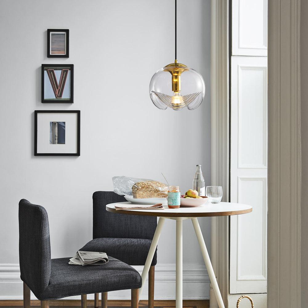 Elegante golvende hanglamp LumiVague
