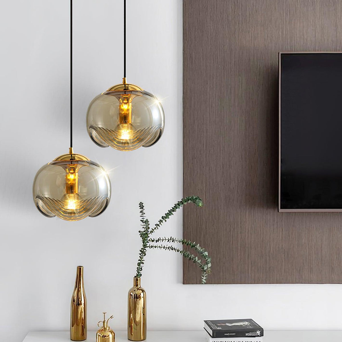 Elegante golvende hanglamp LumiVague