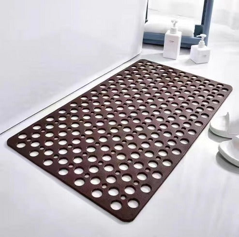 Quick-drying non-slip shower mat with suction cups for a secure grip