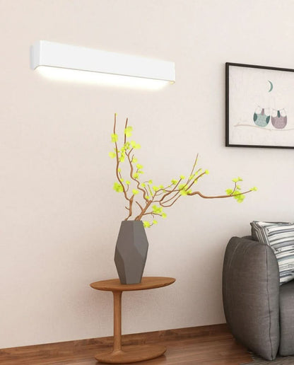 LightAura - Original LED Wall Light for Stylish Illumination