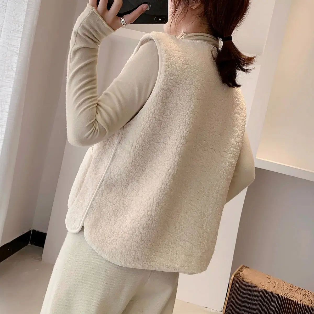 Chaleco elegante para mujer con cierre de botones y bolsillos