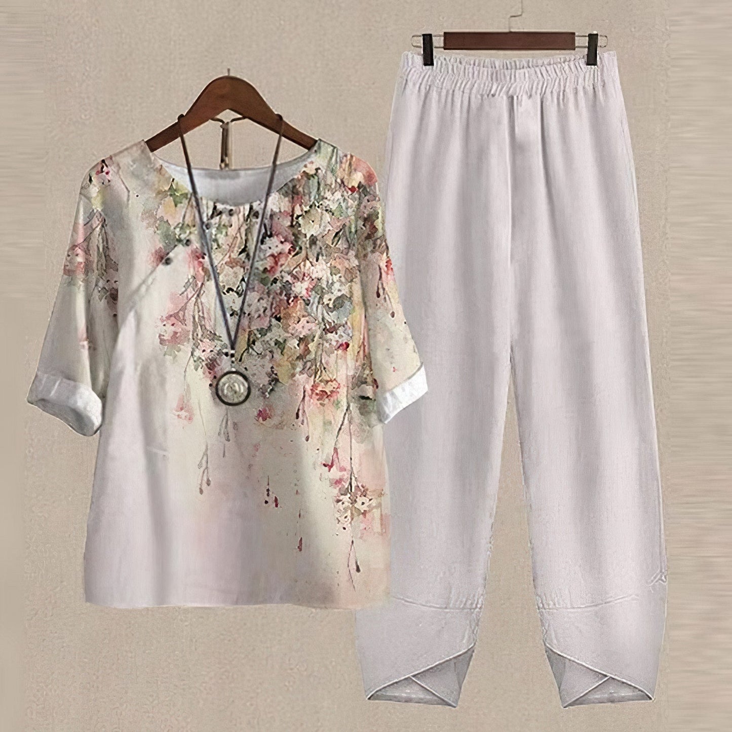 Perfect Comfortable Elegant Floral Set of 2 Pieces