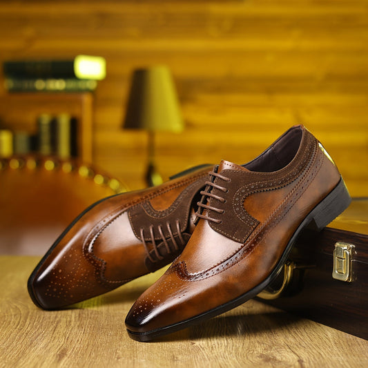 Zapatos elegantes de cuero para hombre para ocasiones de negocios