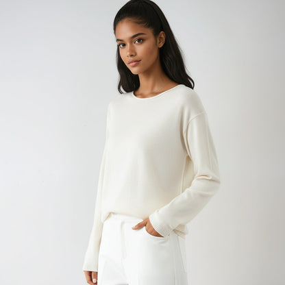 Fine Knit Jumper for Women with Round Neck Soft and Comfortable