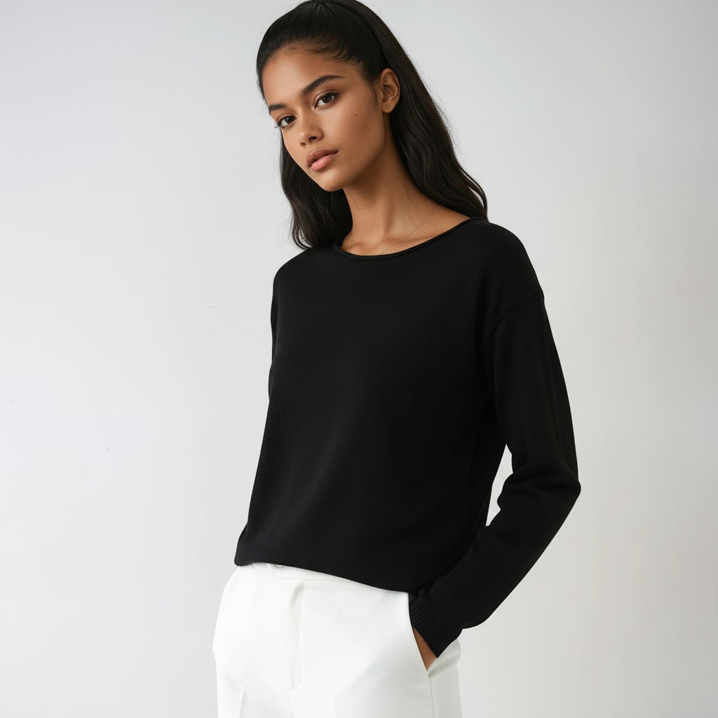 Fine Knit Jumper for Women with Round Neck Soft and Comfortable