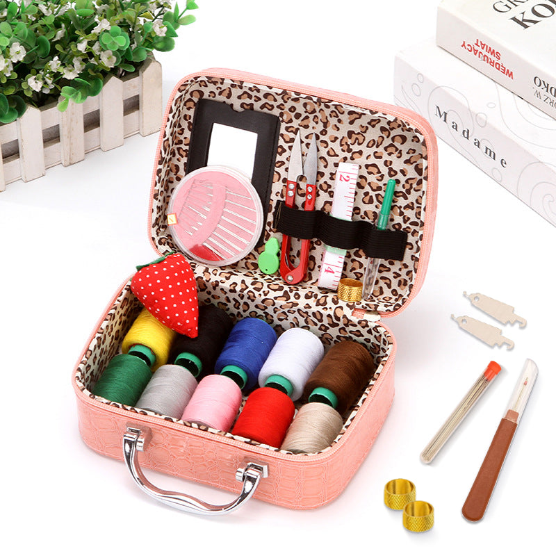 Kit de costura portátil completo en estuche de piel sintética de lujo – Compacto y práctico