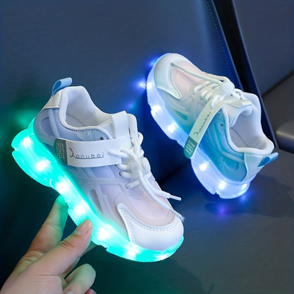 Leuchtende Sneakers für Kinder – Bunt mit LED-Beleuchtung für einen verspielten Look