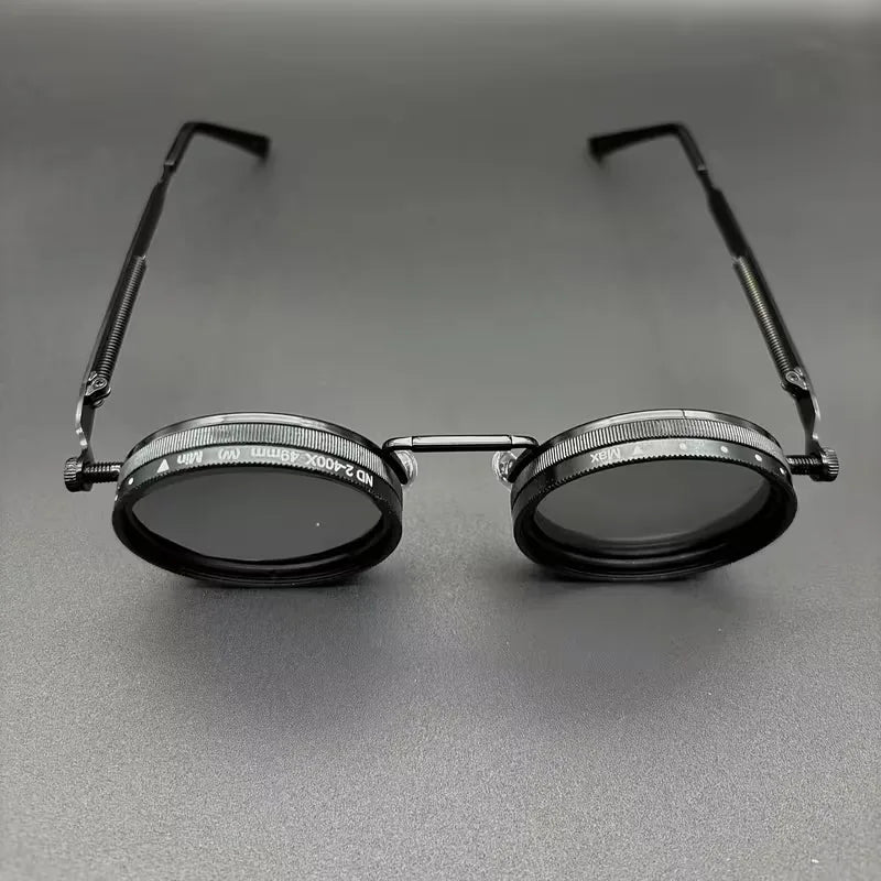 Lunettes de soleil rondes au design steampunk