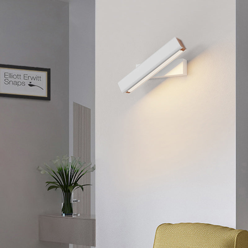 Modern LED Wall Lamp of Wood and Metal