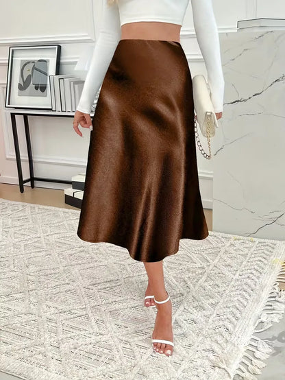 Jupe midi en satin à taille haute