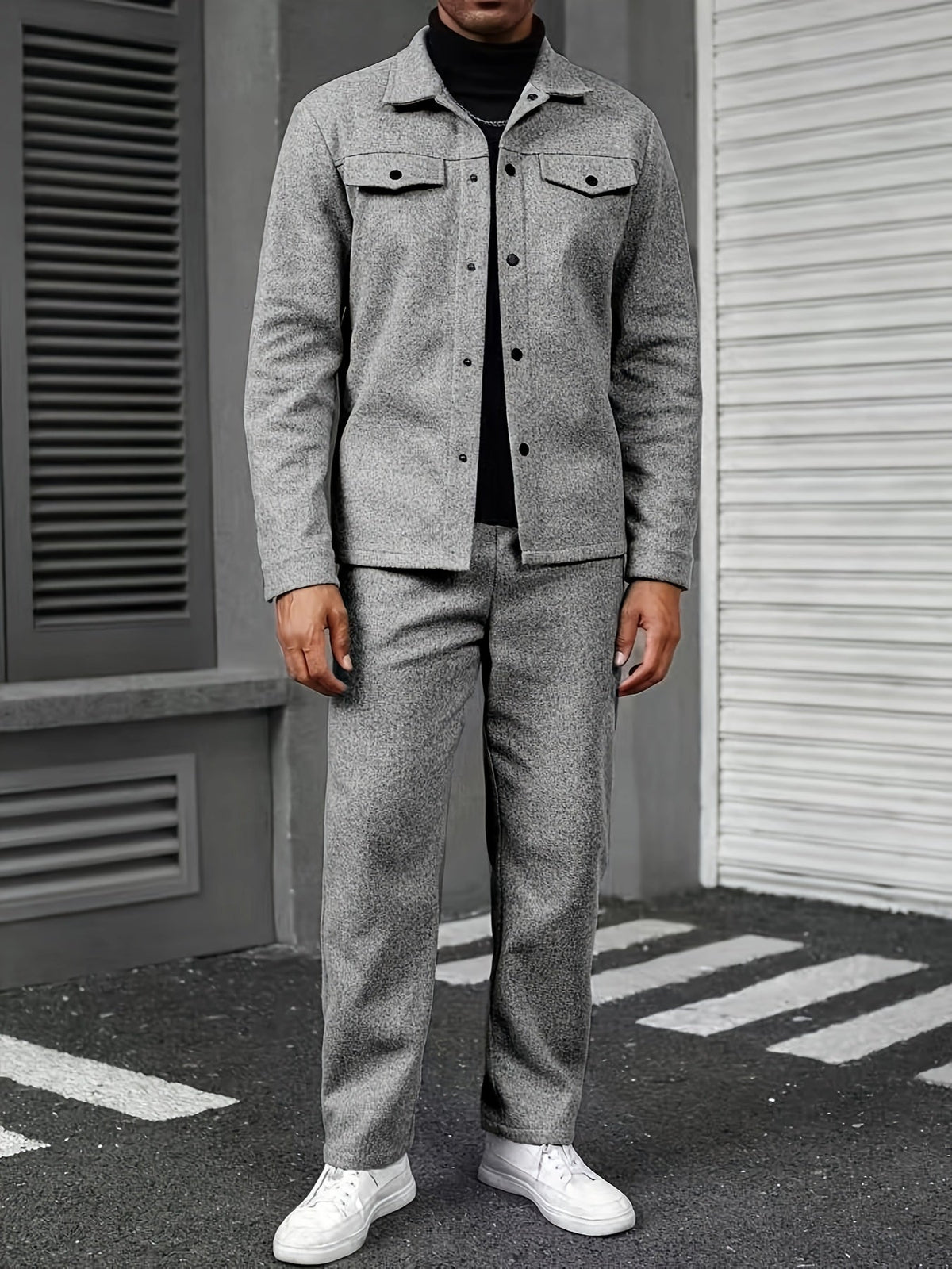 Modern Two-Piece Men's Set – Comfort and Casual Elegance