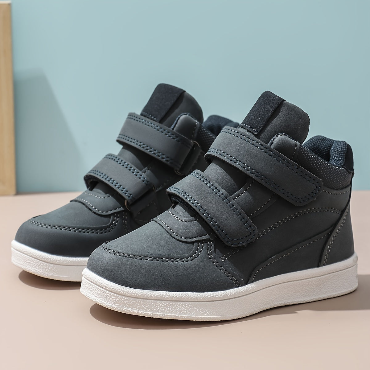 Scarpe sportive da bambino con chiusura in velcro - Aires
