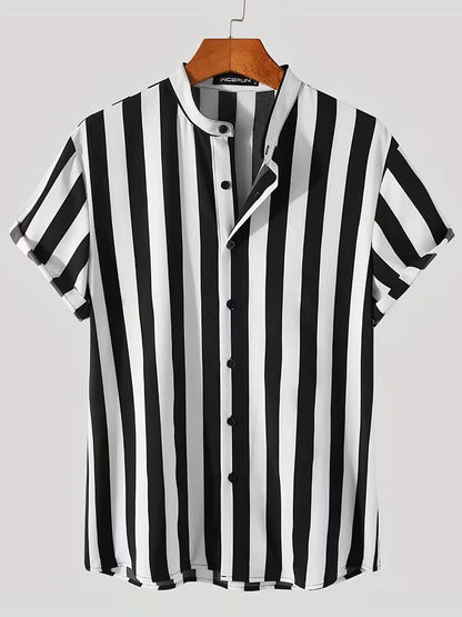Chemise à manches courtes à rayures verticales