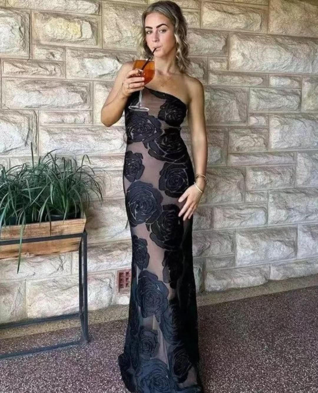 Rose Dress - Three Dimensional
