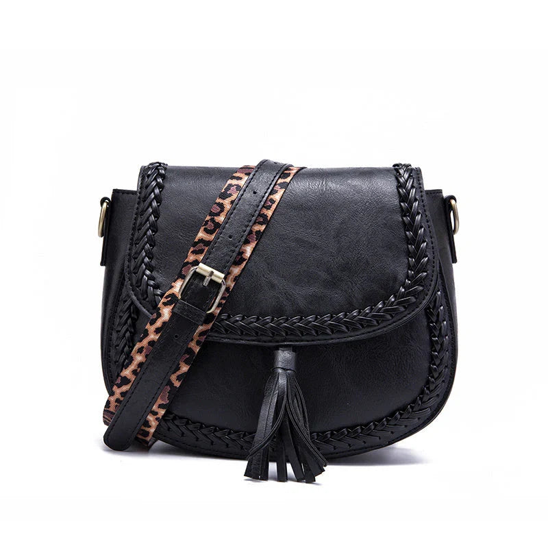 Remedios – Small Ladies Shoulder Bag with Tassel Decoration