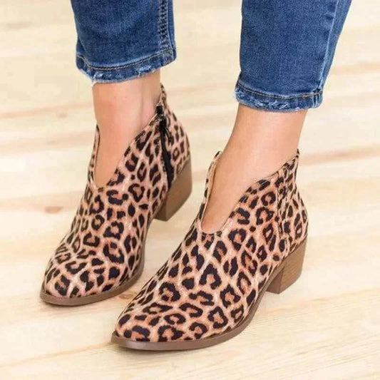 Dámske vintage členkové čižmy s leopardím vzorom a hrubým podpätkom