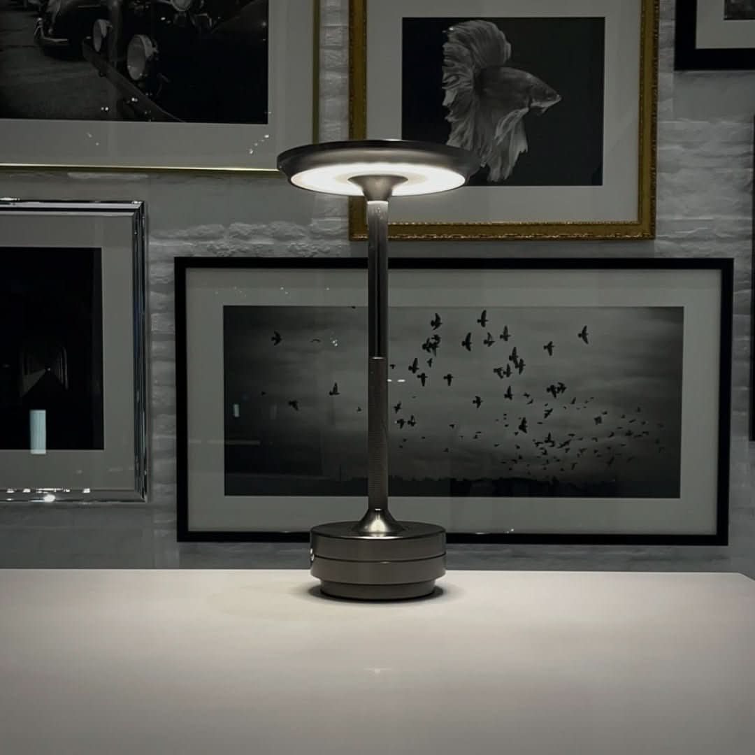 Ambient | Lampe de table sans fil en métal