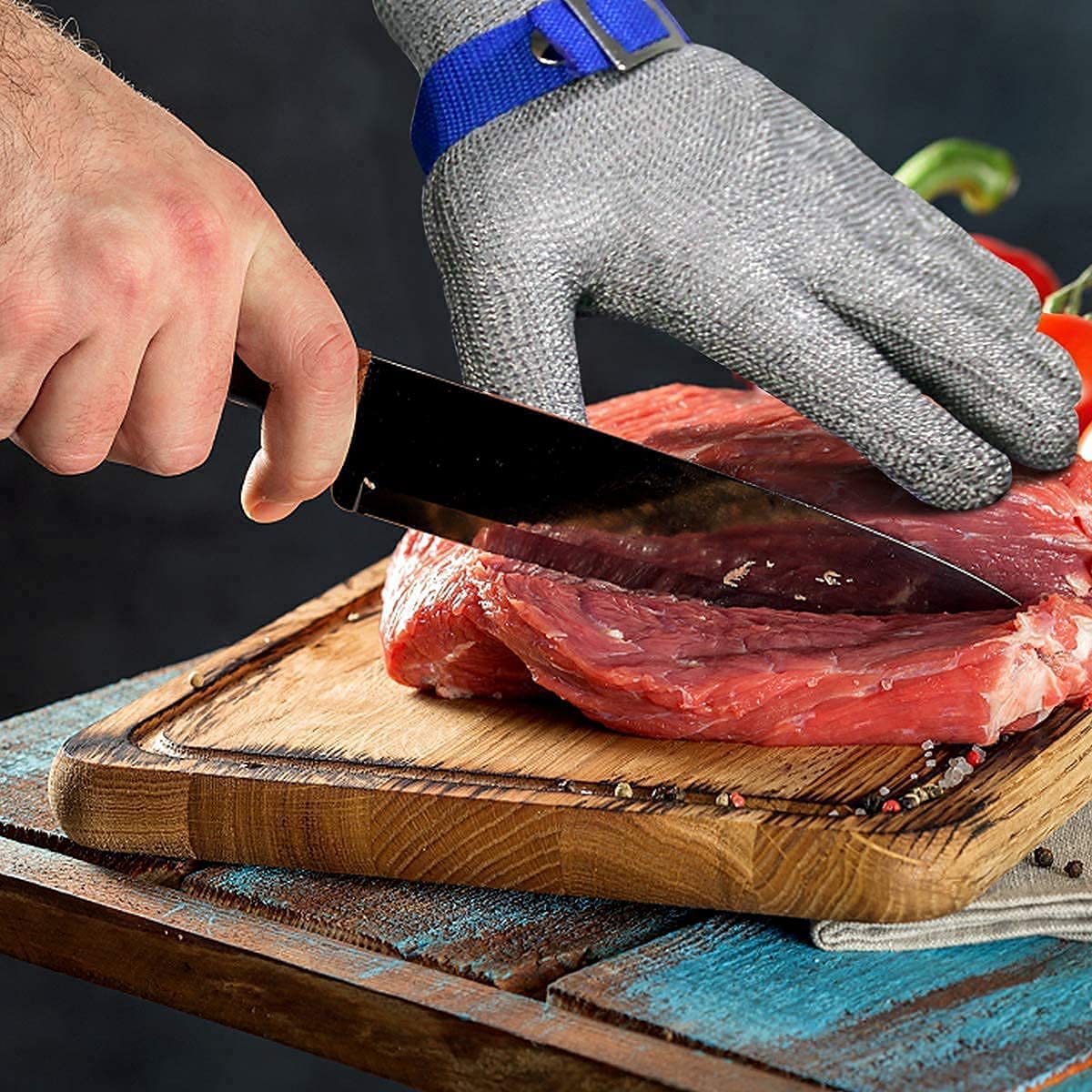 Heavy Duty Cut-Resistant Gloves – Flexible Protection for Safe Handling