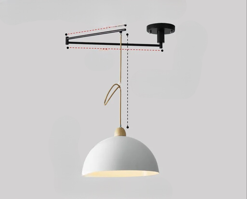 Plafoniera moderna con bracci regolabili per un’illuminazione versatile