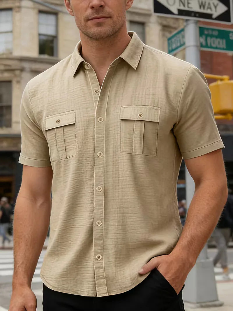 Chemise à manches courtes avec poches poitrine