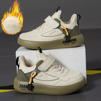 Bequeme rutschfeste Sneaker mit weicher Sohle für Kinder – Rusty
