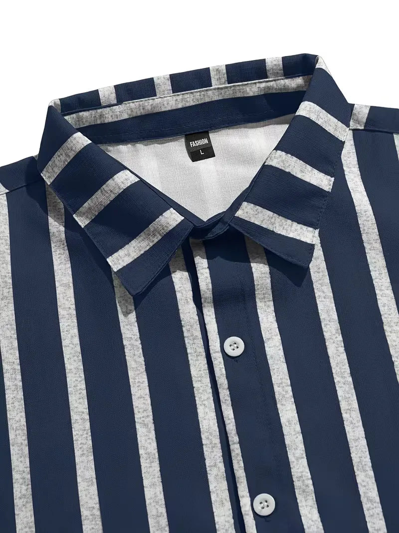 Chemise à manches courtes à rayures verticales