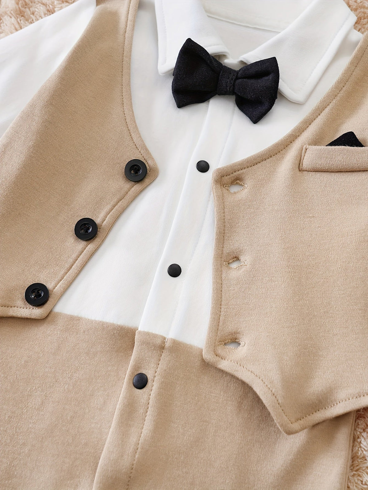 Tutina da gentiluomo Oliver - Elegante completo per neonati con papillon