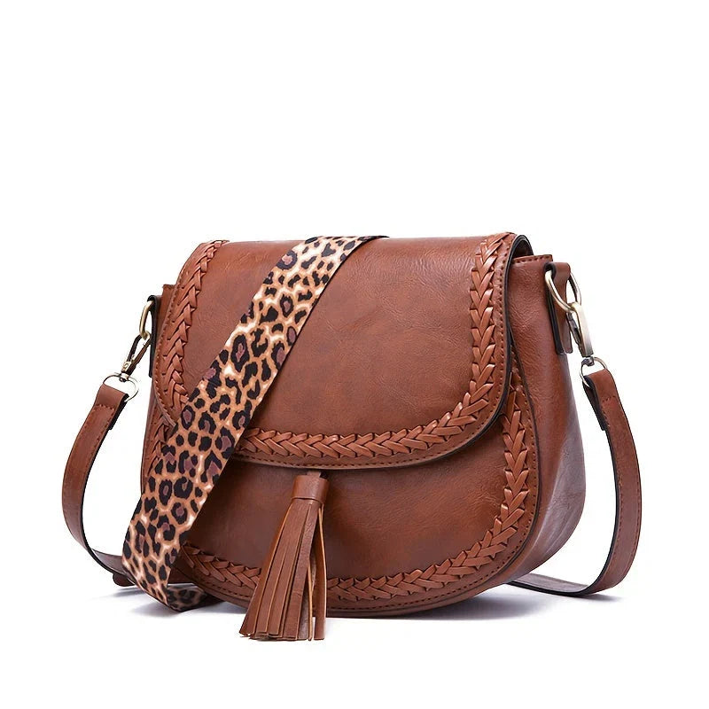 Remedios – Small Ladies Shoulder Bag with Tassel Decoration